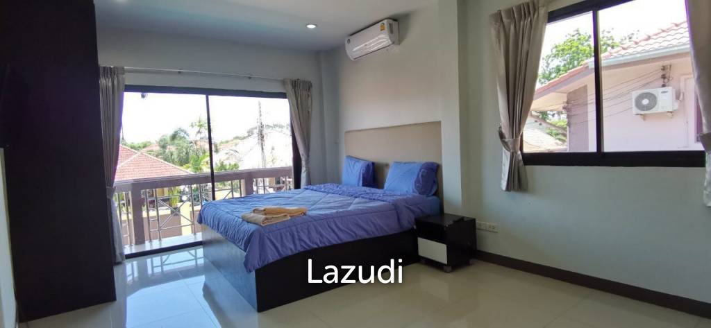 Pool Villa House in Jomtien Pattaya for Sale