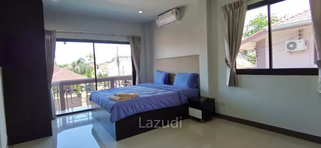 Pool Villa House in Jomtien Pattaya for Sale