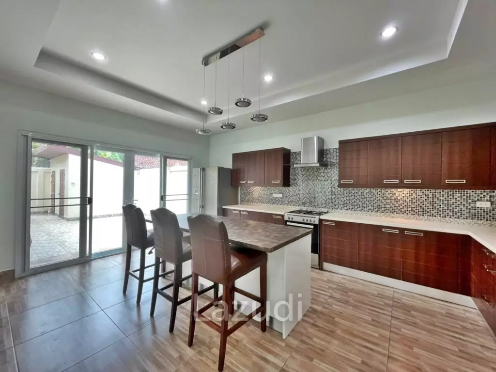 Private Pool House for Sale in East Pattaya