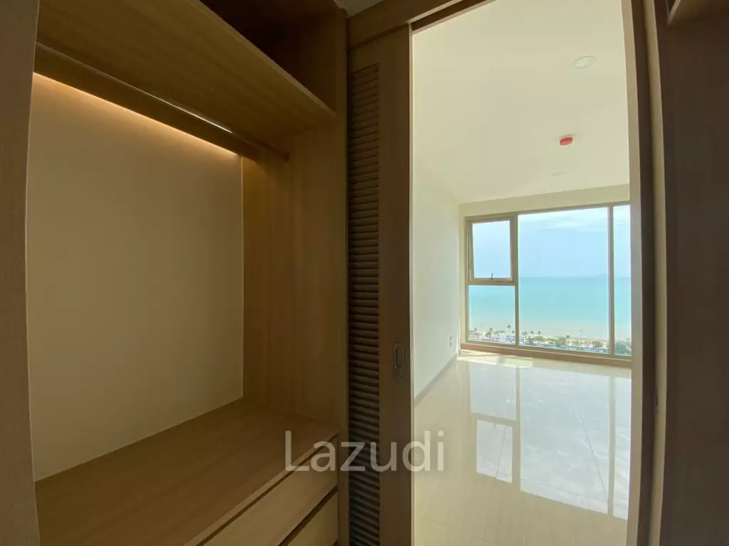 Unfurnished Riviera Jomtien Condo for Sale