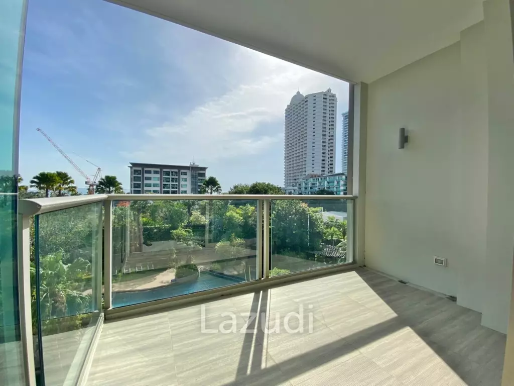 Pool Views Riviera Wongamat Condo for Sale