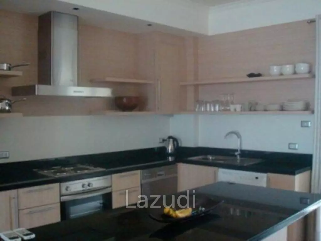 Spacious two Bedroom Condominium In North Hua Hin