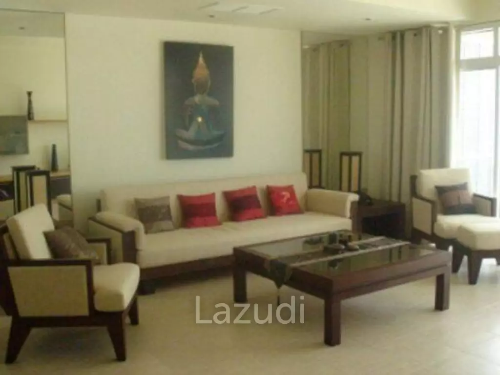 Spacious two Bedroom Condominium In North Hua Hin