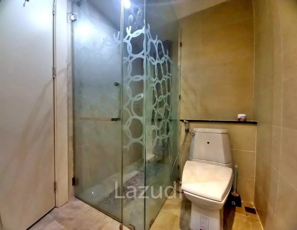 Pratumnak Hill Cosy Beach View Condo for Sale