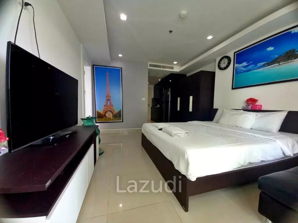 Pratumnak Hill Cosy Beach View Condo for Sale