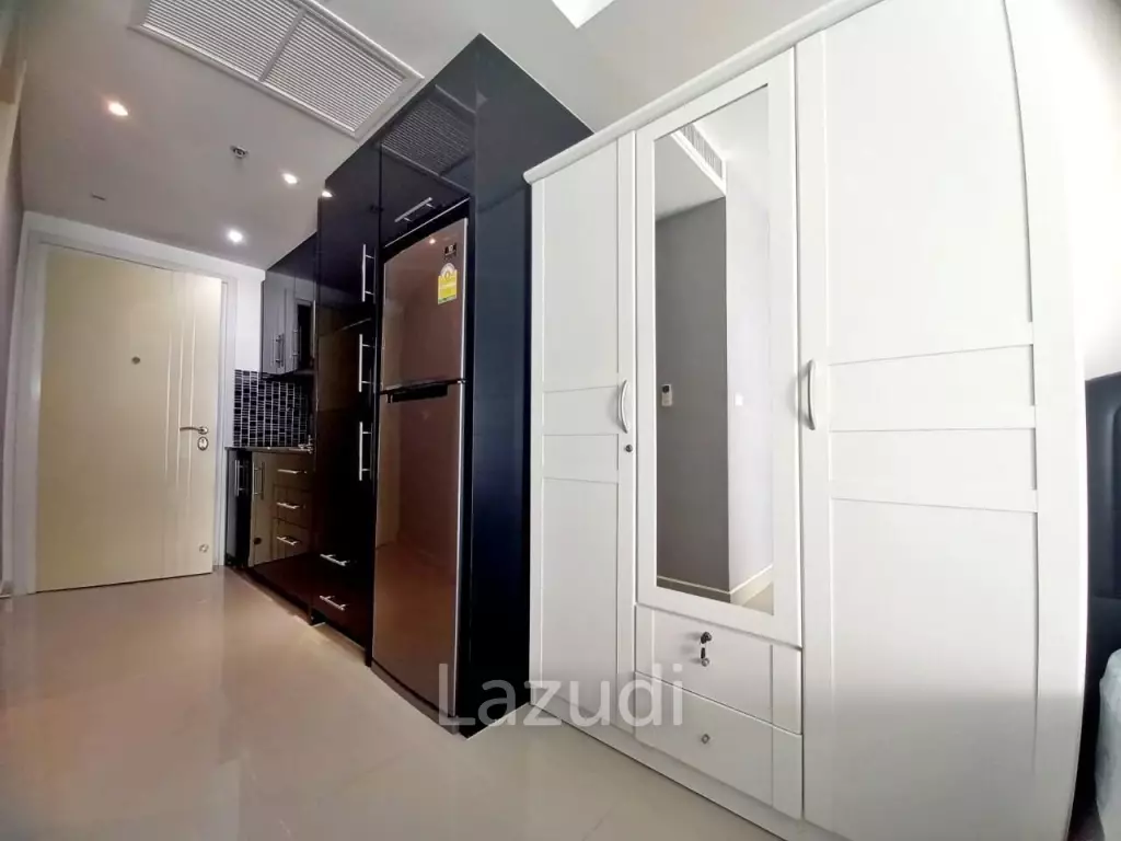 Cosy Beach View for Sale in Pratumnak Hill