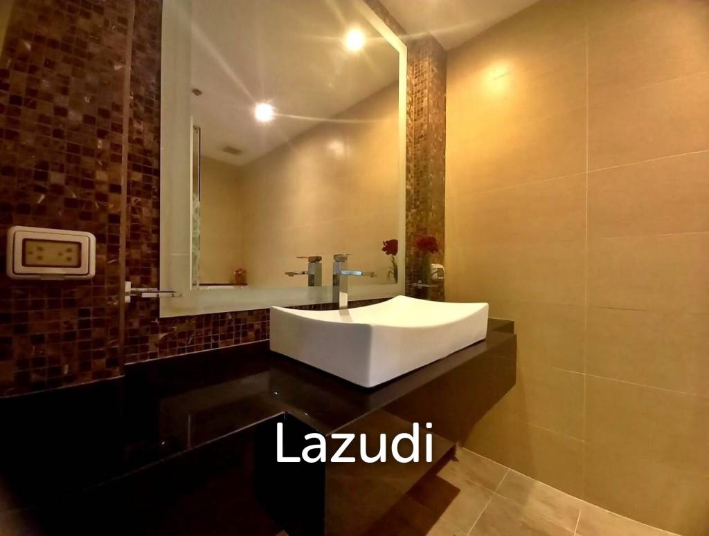 Cosy Beach View for Sale in Pratumnak Hill