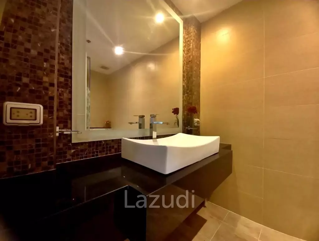 Cosy Beach View for Sale in Pratumnak Hill
