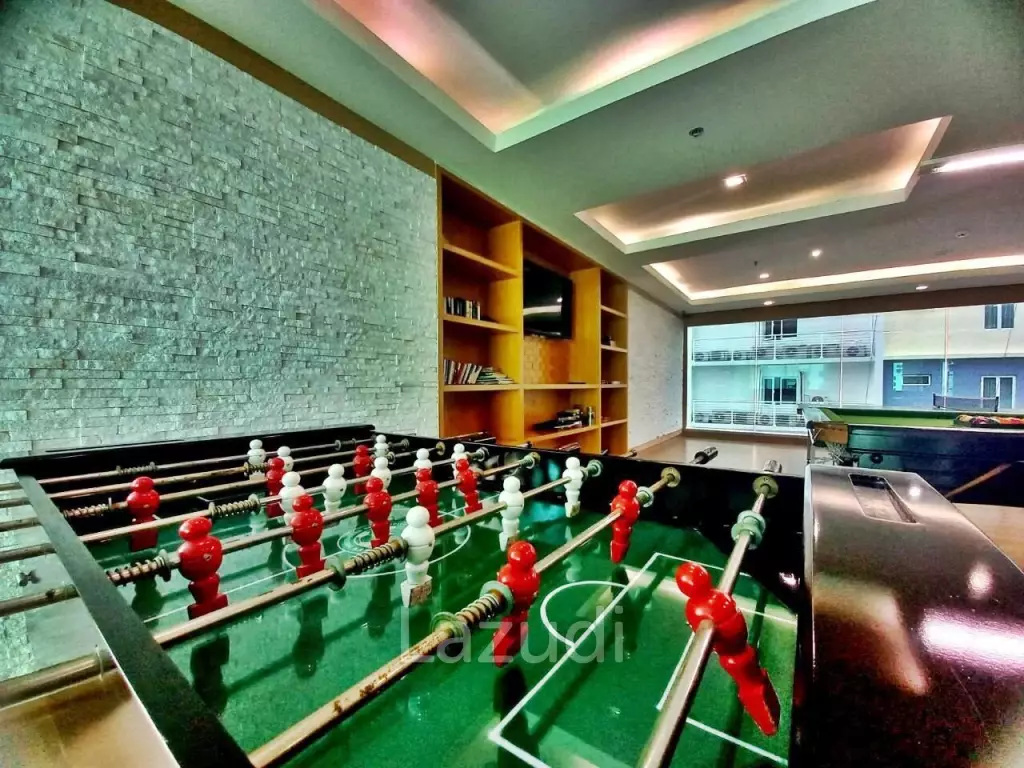 Cosy Beach View for Sale in Pratumnak Hill