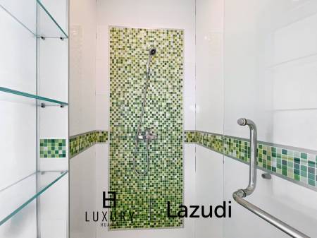 Baan Suan Rim Sai: 1 Bed Seaview Condo