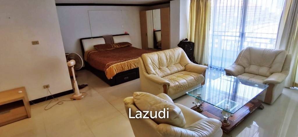 Shinnig Star Condo for Sale in Jomtien