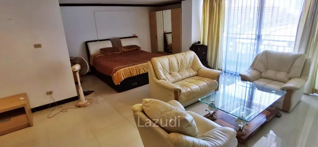 Shinnig Star Condo for Sale in Jomtien