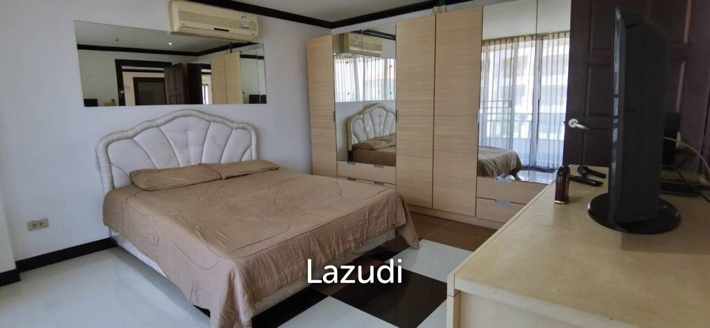 Shinnig Star Condo for Sale in Jomtien