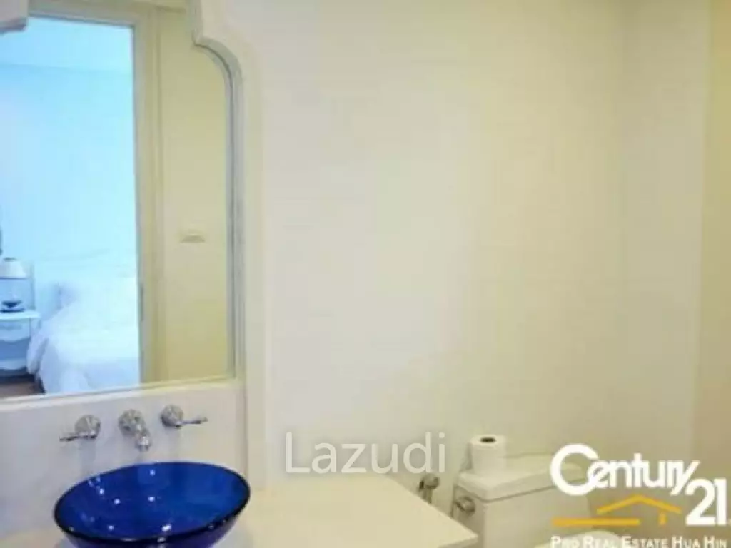 Luxury Sea View Condo in town