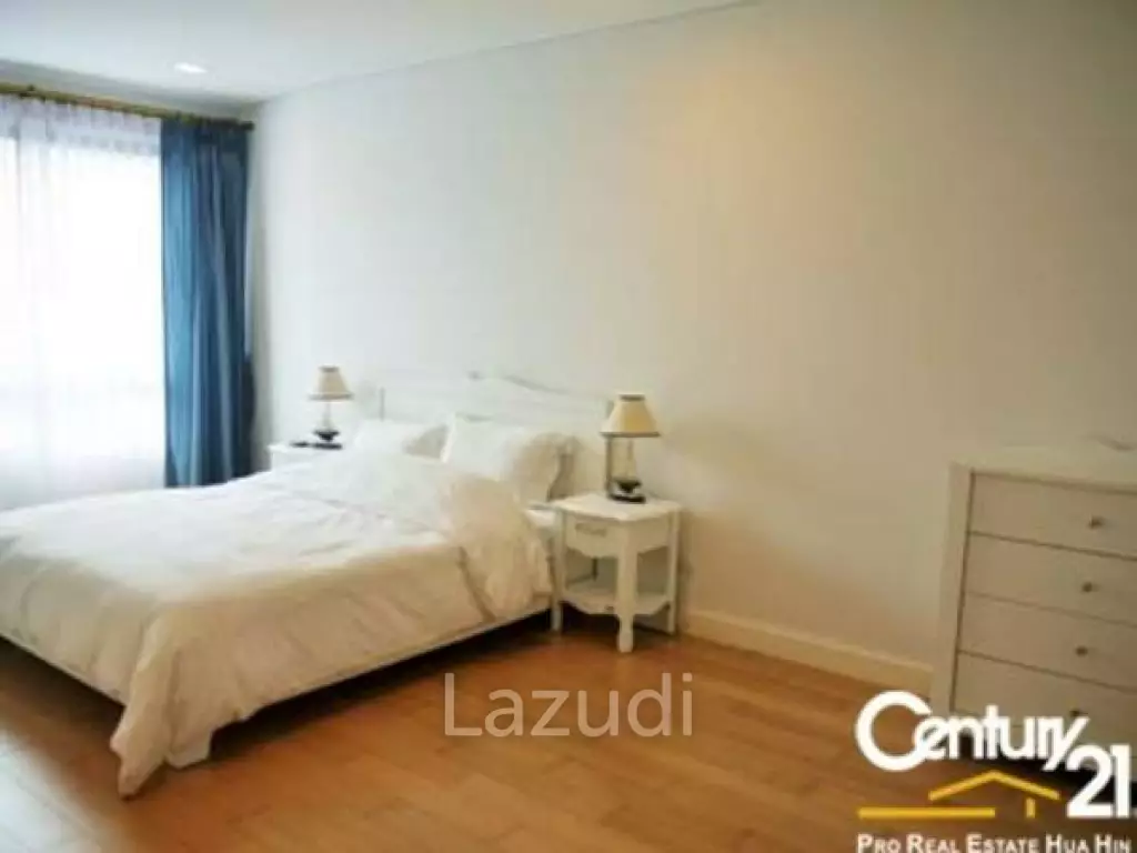 Luxury Sea View Condo in town
