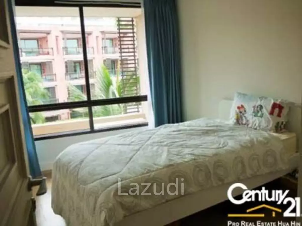 Luxury Sea View Condo in town
