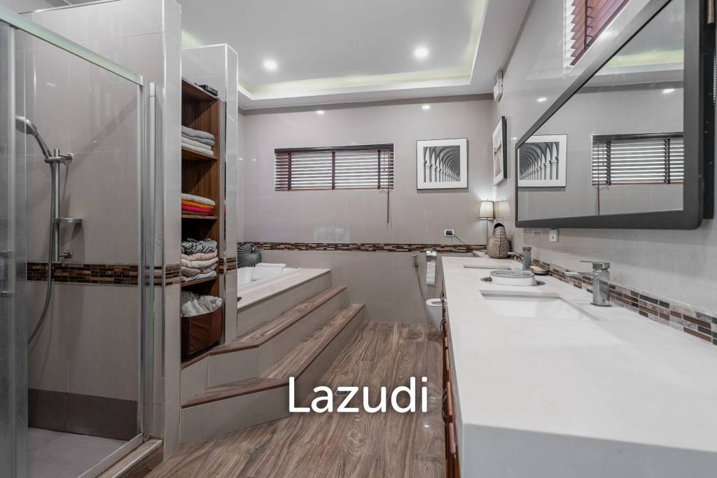 Pool Villa House for Sale in Pratumnak Hill
