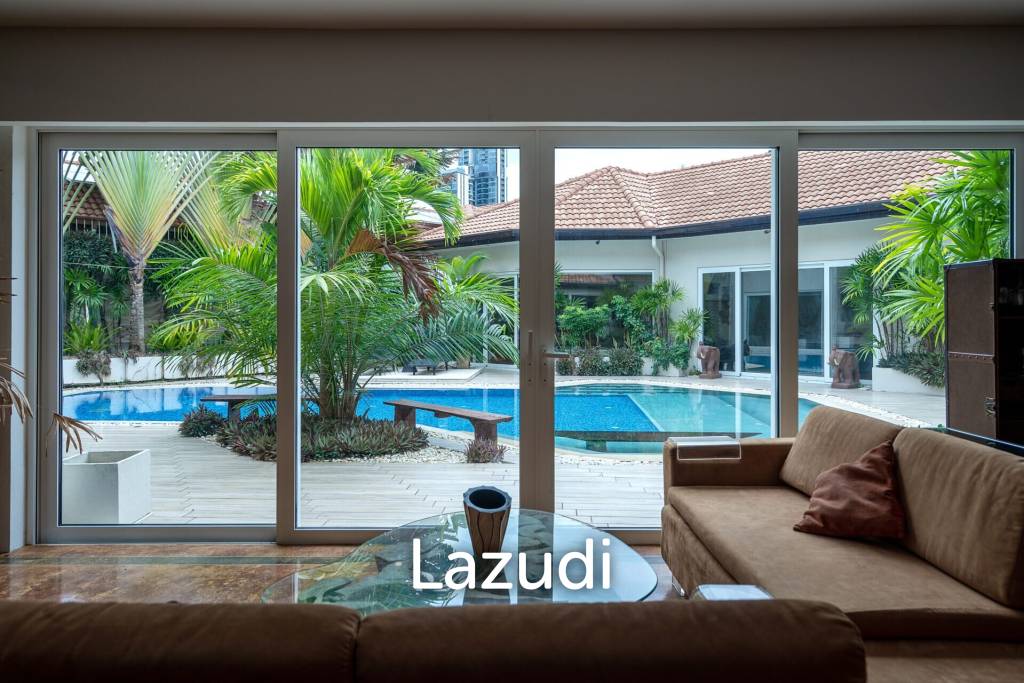 Pool Villa House for Sale in Pratumnak Hill