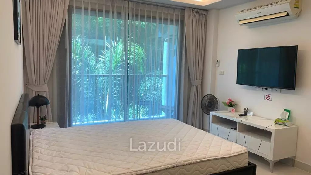 Studio Condo at Club Royal Wong Amat for Sale