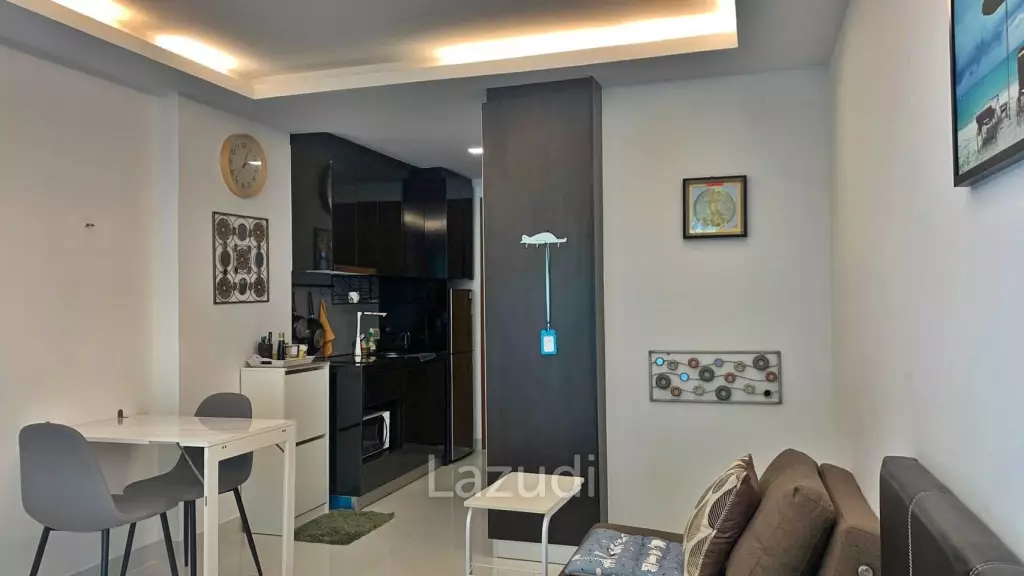 Studio Condo at Club Royal Wong Amat for Sale