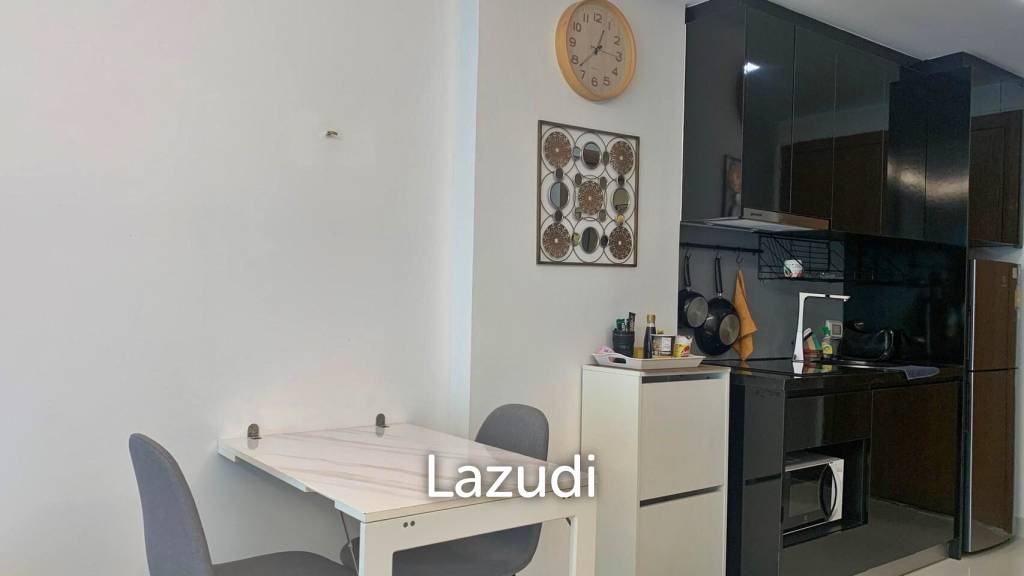 Studio Condo at Club Royal Wong Amat for Sale