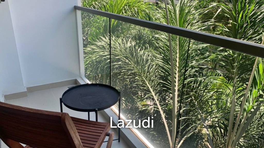 Studio Condo at Club Royal Wong Amat for Sale