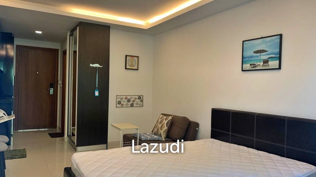 Studio Condo at Club Royal Wong Amat for Sale
