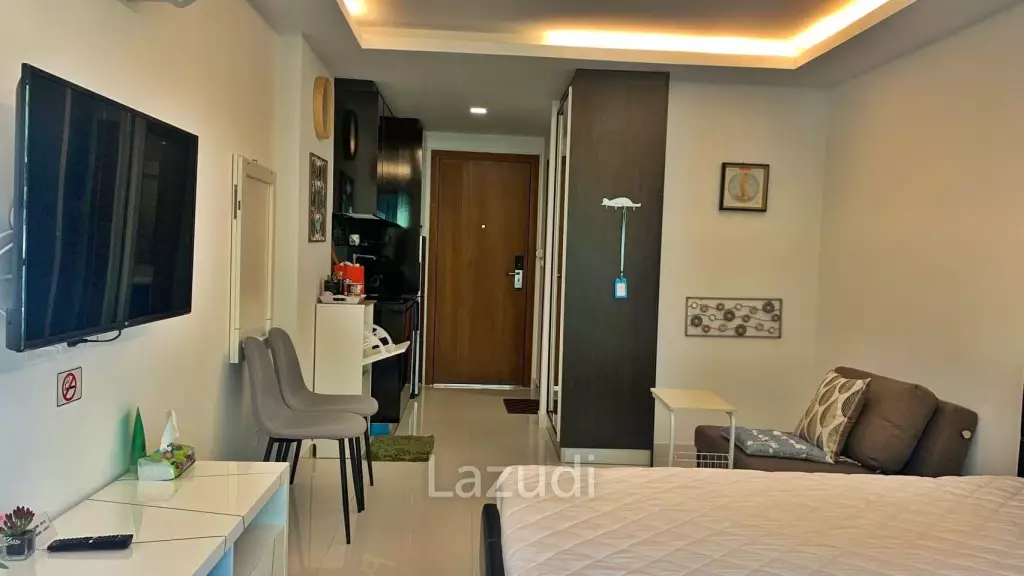 Studio Condo at Club Royal Wong Amat for Sale