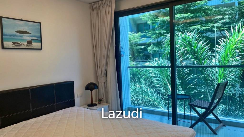 Studio Condo at Club Royal Wong Amat for Sale