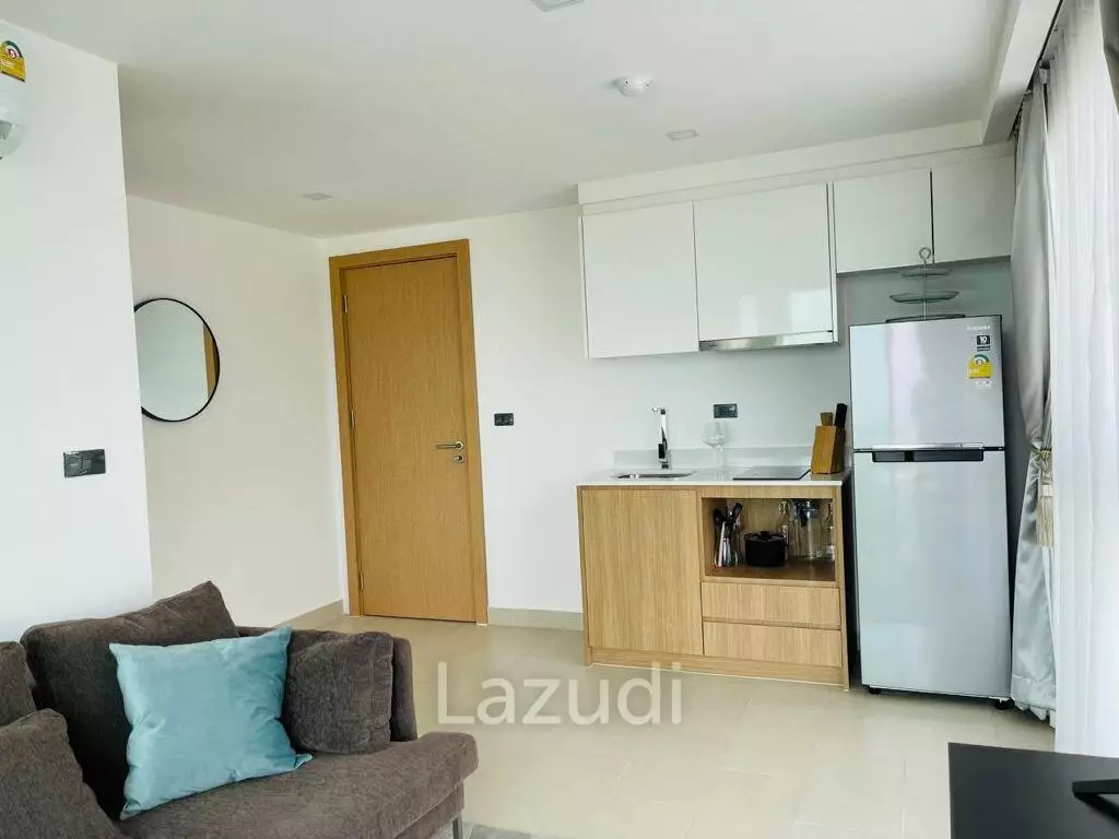 The Breeze Condo 2 for Sale in Bangsaray
