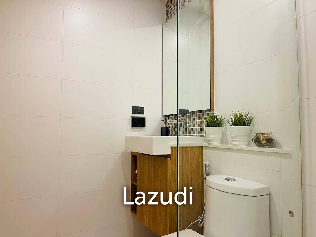 The Breeze Condo 2 for Sale in Bangsaray