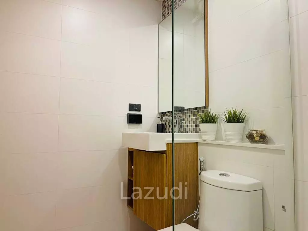 The Breeze Condo 2 for Sale in Bangsaray