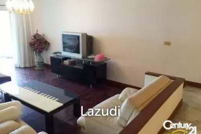 2 Bed condo at Dusit Condo