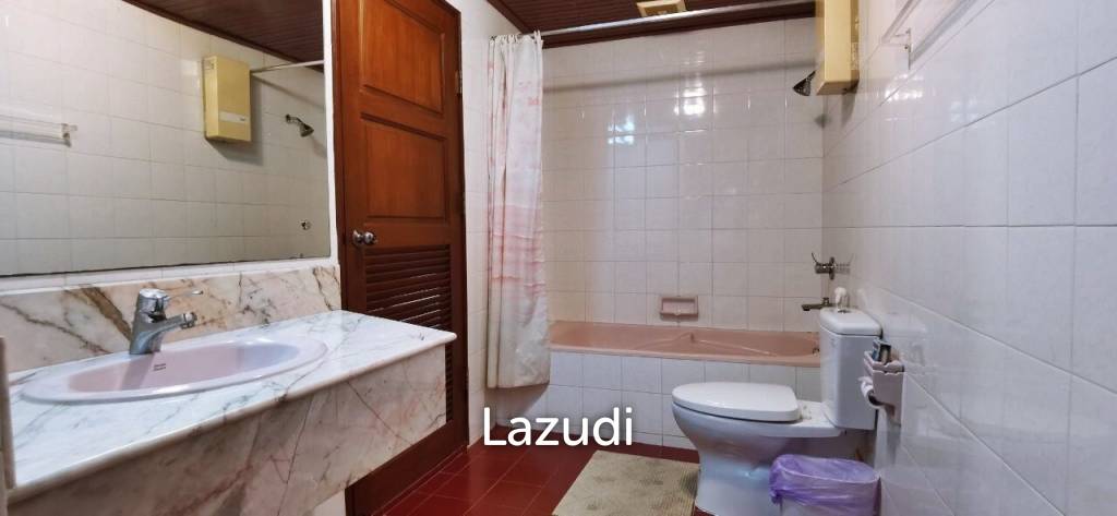 3Bedrooms for Sale in Park Beach Condo