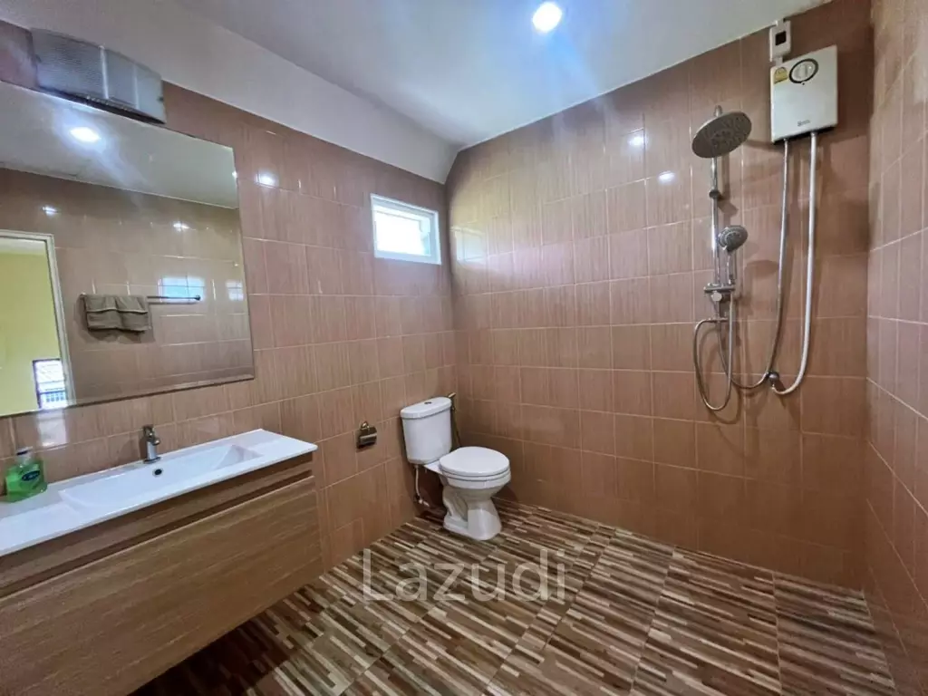 Single 2 Storey House for Sale in East Pattaya