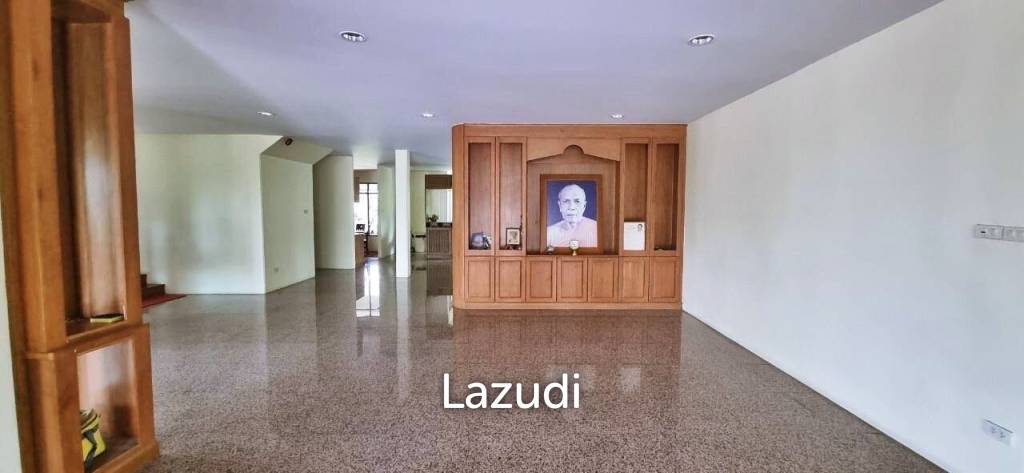 House on 5 Rai Land Plot for Sale in Pong