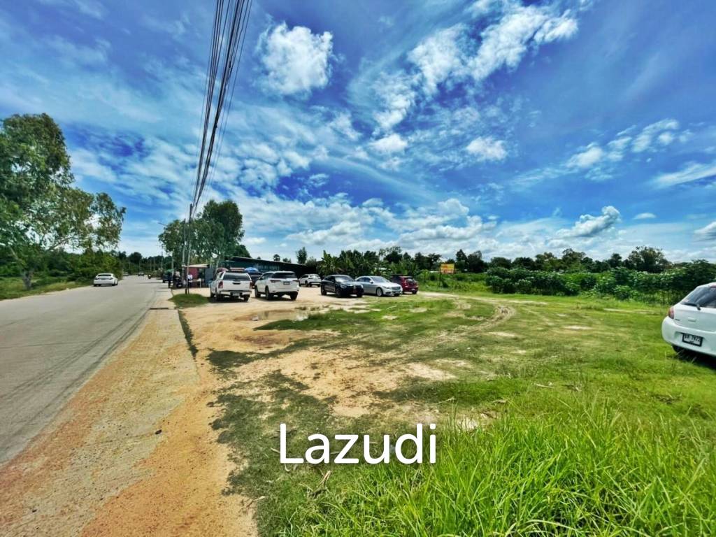 11 Rai Beautiful Land Plot for in Pattaya Sale