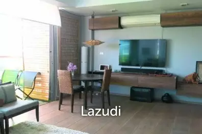 Immaculate 2 Bed Penthouse Condo next to the Beach