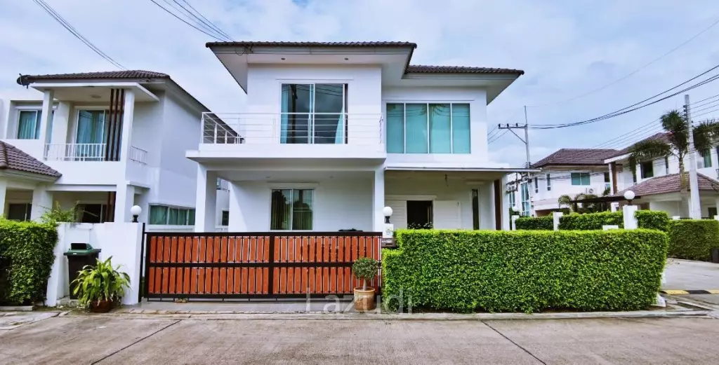 2-Story House for Sale in East Pattaya