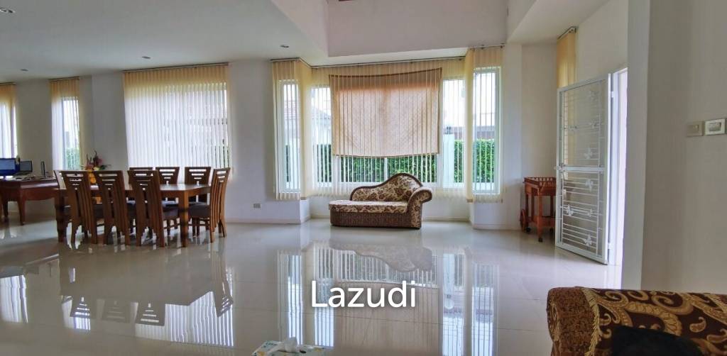 2-Story House for Sale in East Pattaya