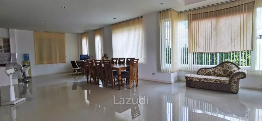 2-Story House for Sale in East Pattaya