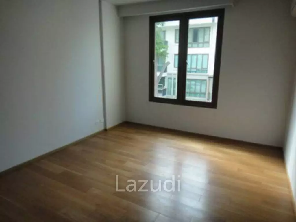 San Suk : Brand New Beachfront Apartment for Sale