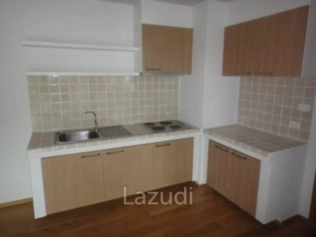San Suk : Brand New Beachfront Apartment for Sale