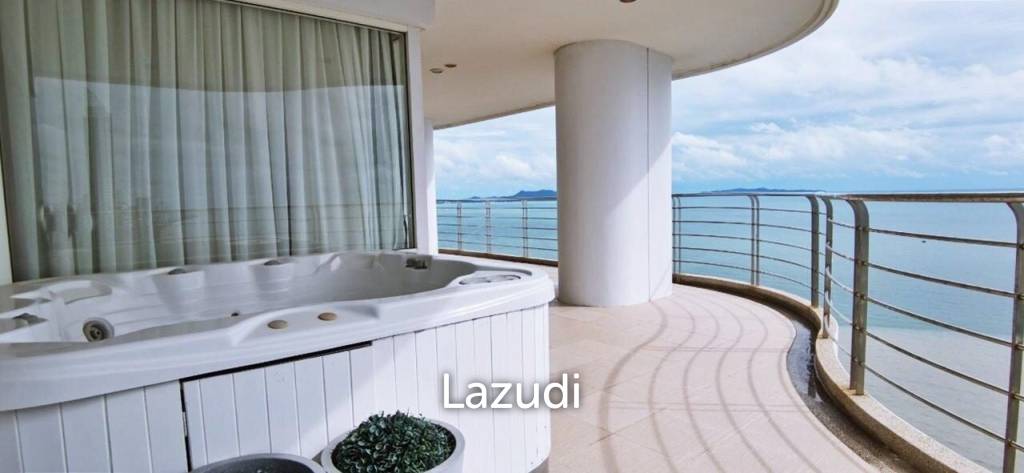 La Royale Beach Condo for Sale in Na-Jomtien