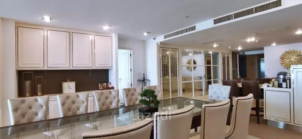 La Royale Beach Condo for Sale in Na-Jomtien