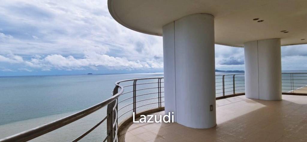 La Royale Beach Condo for Sale in Na-Jomtien
