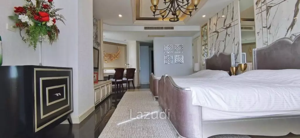 La Royale Beach Condo for Sale in Na-Jomtien
