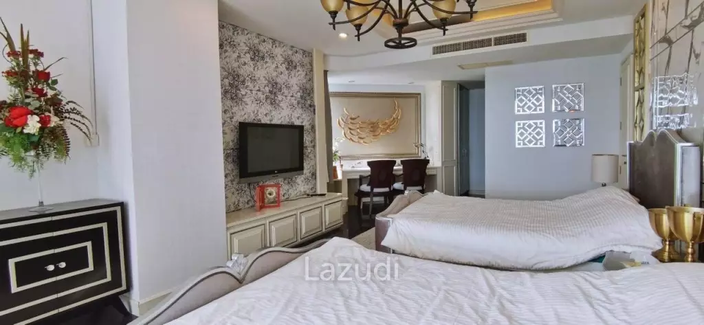 La Royale Beach Condo for Sale in Na-Jomtien