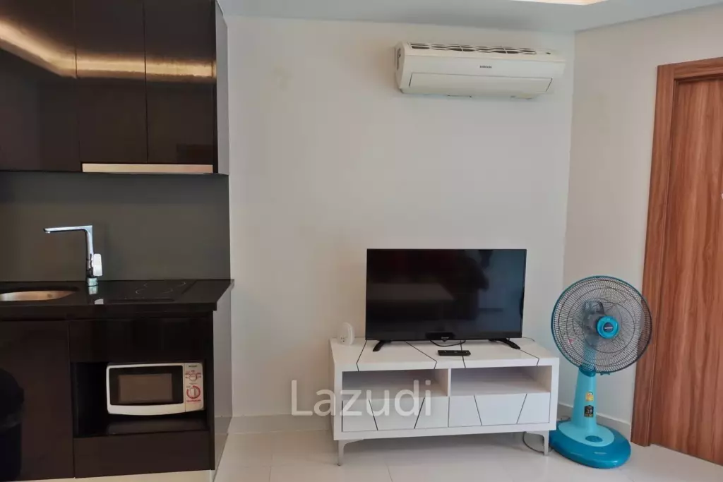 Beachfront Condo for Rent in Club Royal
