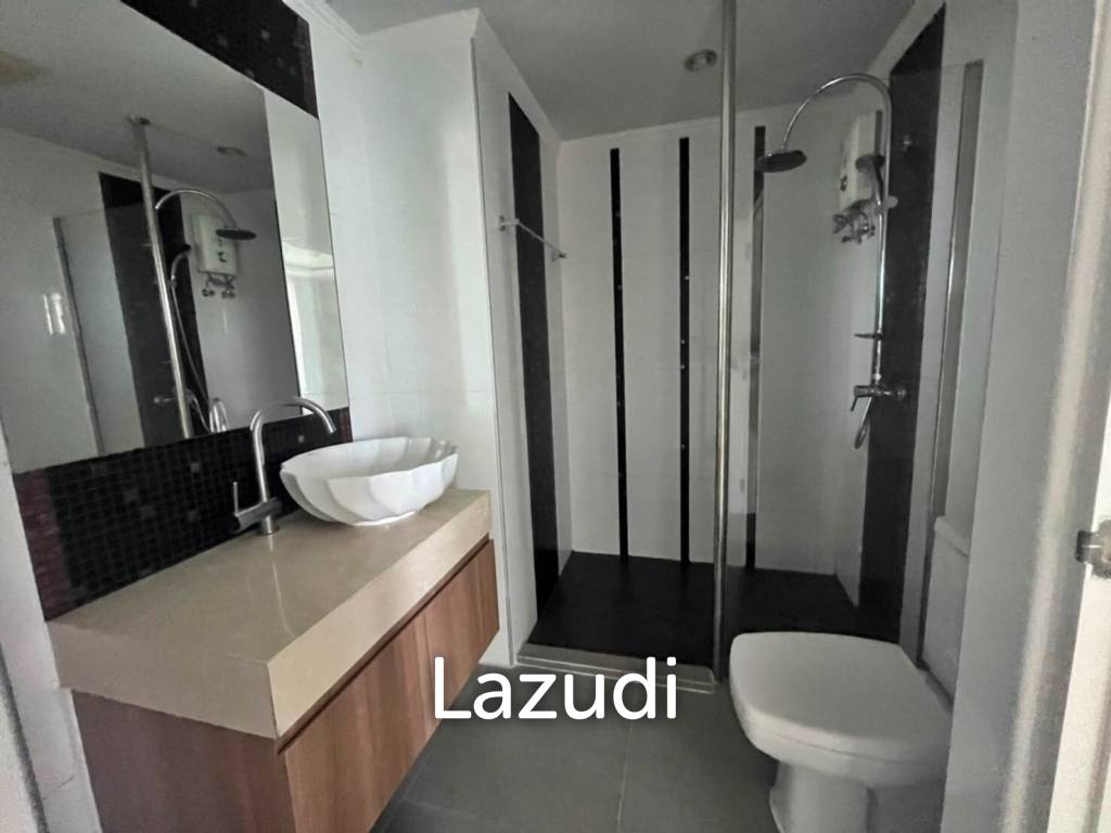 Great Area Condo Amazon for Sale in Pattaya